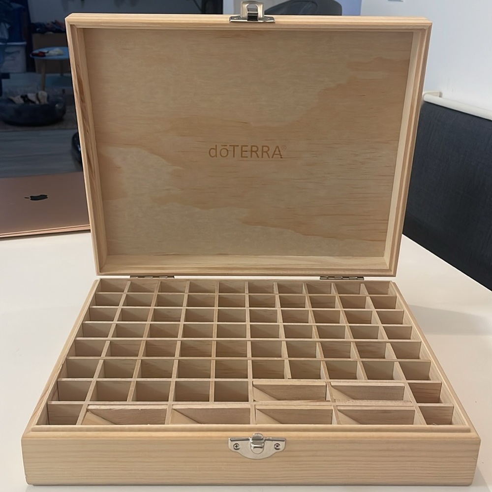 doTERRA Wooden Essential Oil Box
